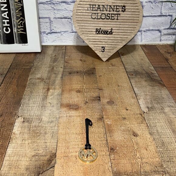 Black saffiano leather replacement Strap with Gold MK bag Charm - Picture 10 of 13